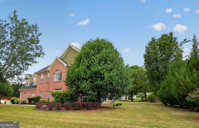 200 Essex Place, Ellenwood, GA 30294