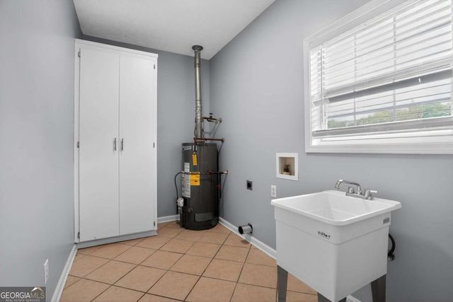 200 Essex Place, Ellenwood, GA 30294