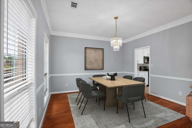 200 Essex Place, Ellenwood, GA 30294