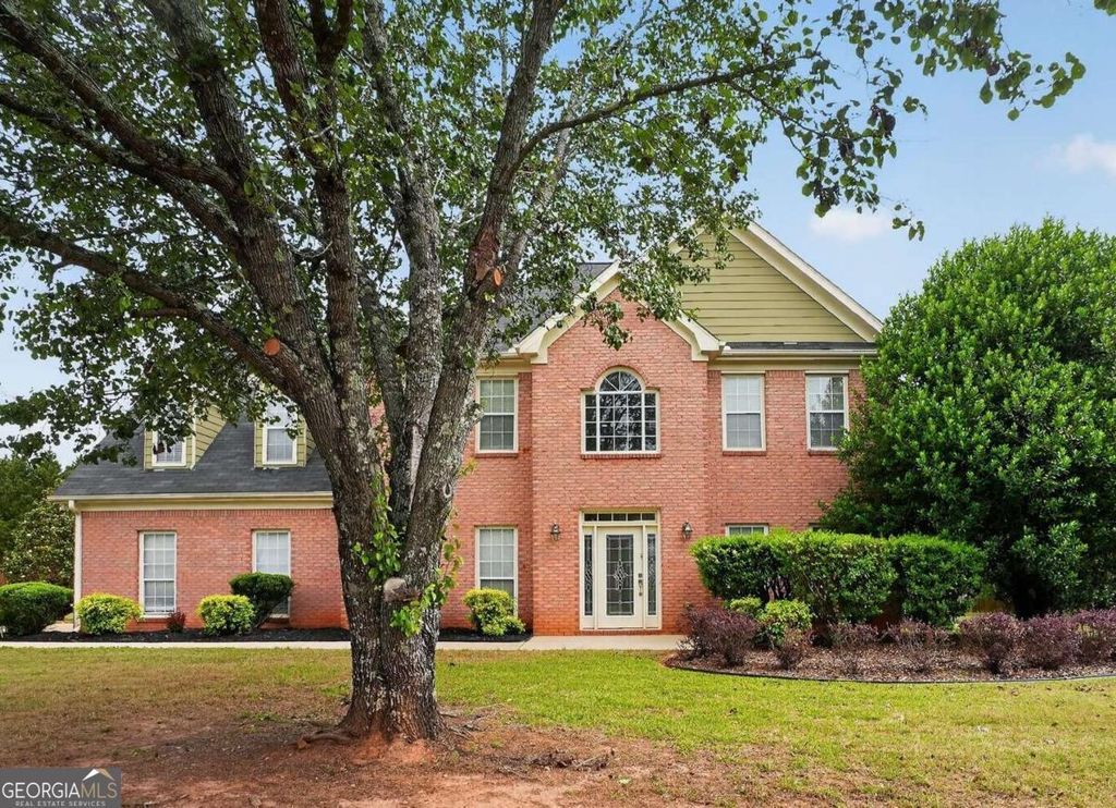200 Essex Place, Ellenwood, GA 30294