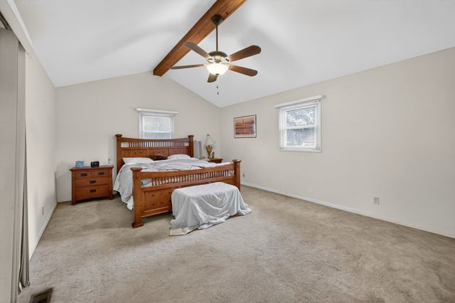 633 Emmert Drive, Sycamore, IL 60178