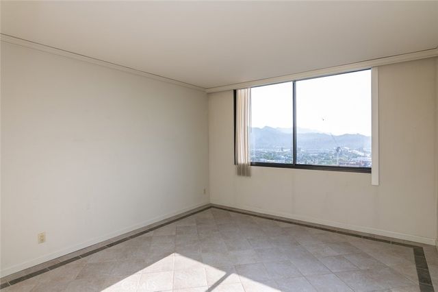 345 Pioneer Drive 1705, Glendale, CA 91203