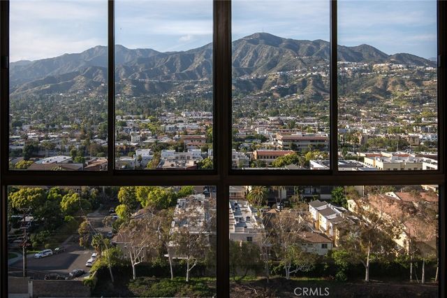 345 Pioneer Drive 1705, Glendale, CA 91203