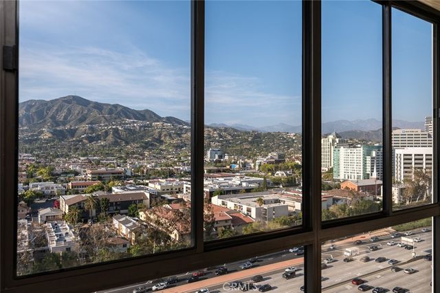 345 Pioneer Drive 1705, Glendale, CA 91203