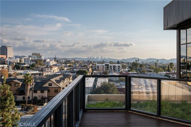 345 Pioneer Drive 1705, Glendale, CA 91203