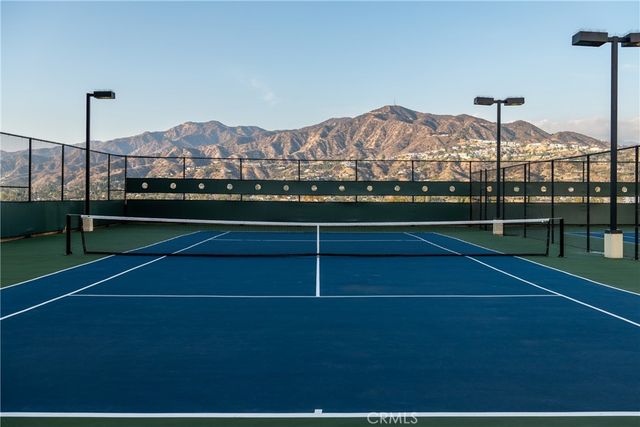 345 Pioneer Drive 1705, Glendale, CA 91203