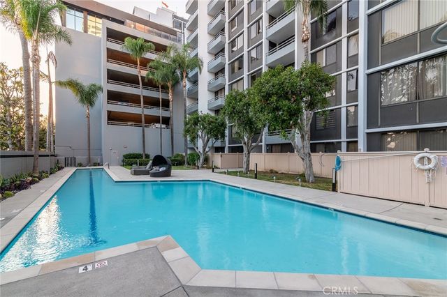 345 Pioneer Drive 1705, Glendale, CA 91203