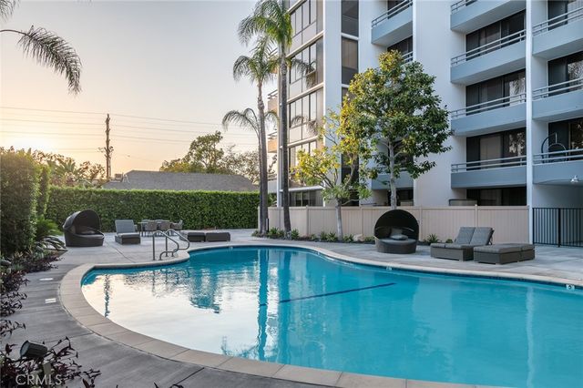 345 Pioneer Drive 1705, Glendale, CA 91203