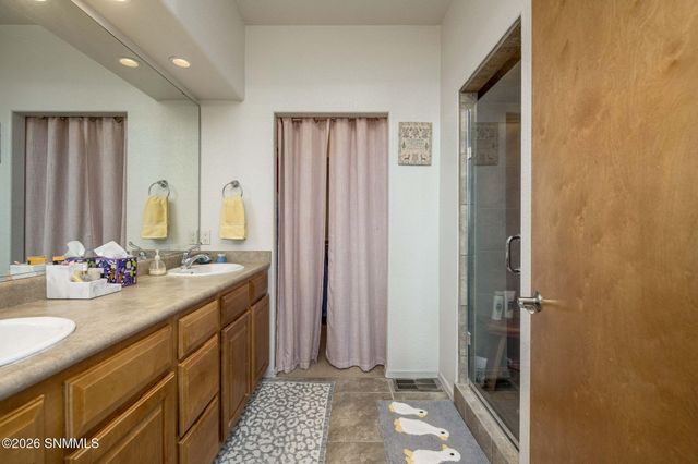 4326 Nambe Court, Las Cruces, NM 88011