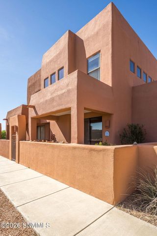 4326 Nambe Court, Las Cruces, NM 88011