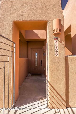 4326 Nambe Court, Las Cruces, NM 88011
