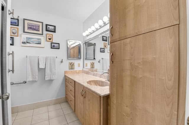 5893 Sunswept Lane B, Boynton Beach, FL 33437