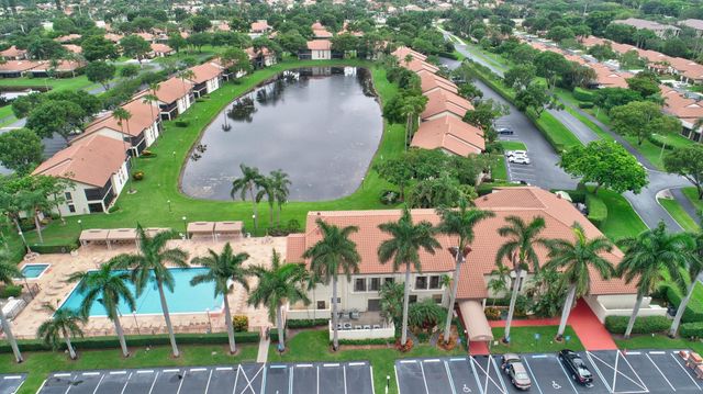 5893 Sunswept Lane B, Boynton Beach, FL 33437