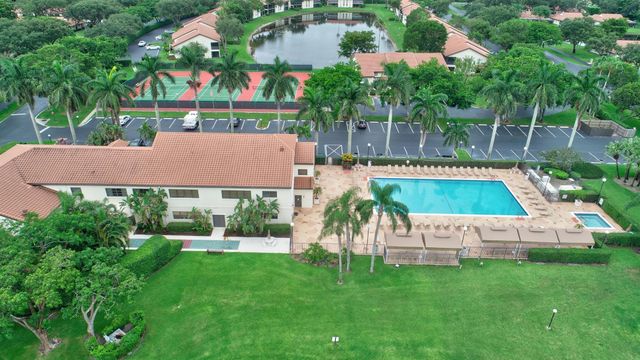 5893 Sunswept Lane B, Boynton Beach, FL 33437