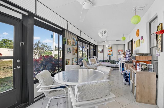 5893 Sunswept Lane B, Boynton Beach, FL 33437