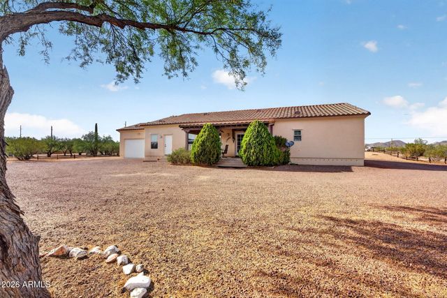 2929 W New River Road, New River, AZ 85087
