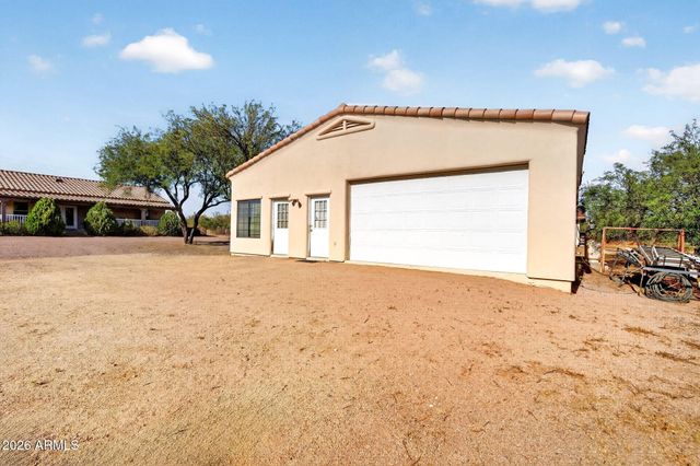 2929 W New River Road, New River, AZ 85087