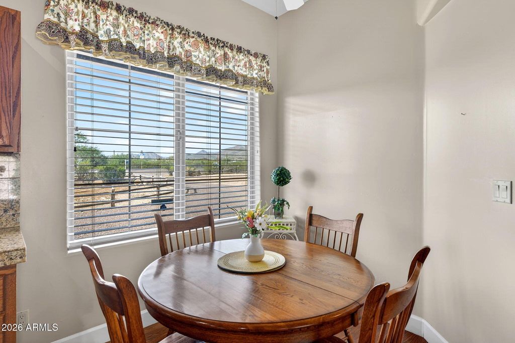 Image 14 of property listing at 2929 W New River Road, New River, AZ 85087