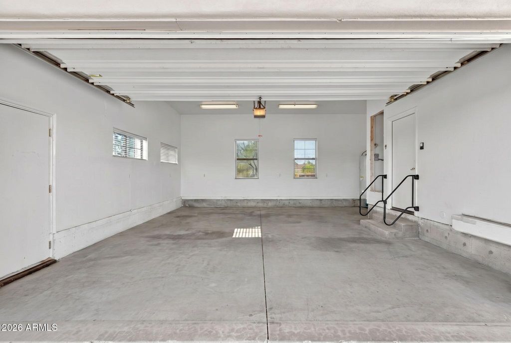 Image 35 of property listing at 2929 W New River Road, New River, AZ 85087