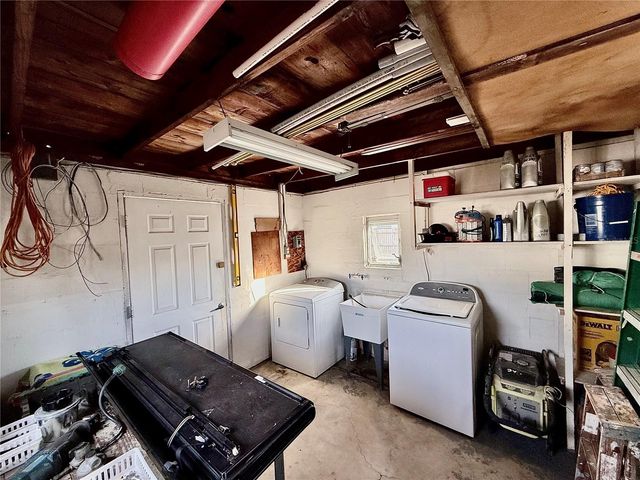 1909 LULLABY DRIVE, Holiday, FL 34691