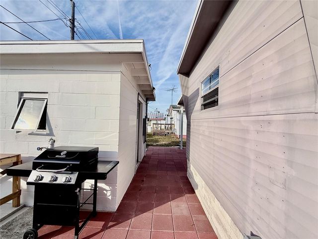 1909 LULLABY DRIVE, Holiday, FL 34691