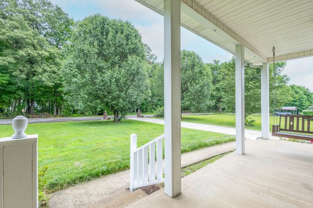 102 Printwood Drive, Dickson, TN 37055