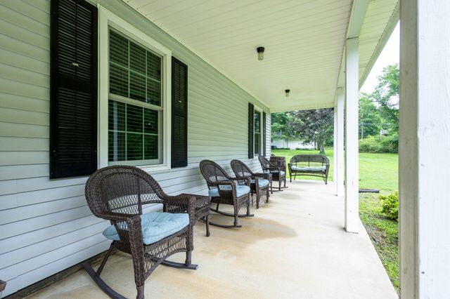 102 Printwood Drive, Dickson, TN 37055