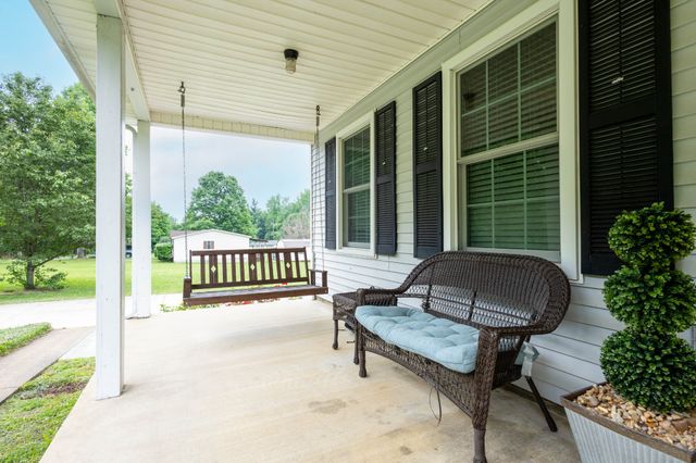 102 Printwood Drive, Dickson, TN 37055