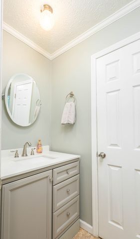 102 Printwood Drive, Dickson, TN 37055