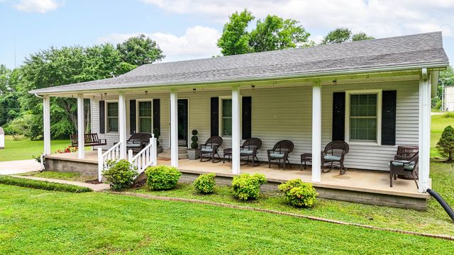 102 Printwood Drive, Dickson, TN 37055