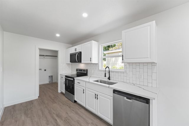 1823 Atlas Drive, Dallas, TX 75216