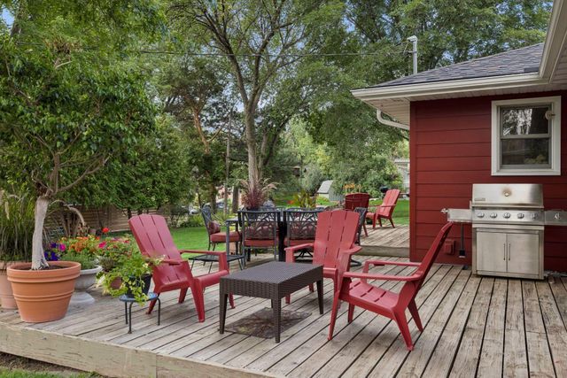5221 Olson Memorial Hwy Frontage Road, Golden Valley, MN 55422