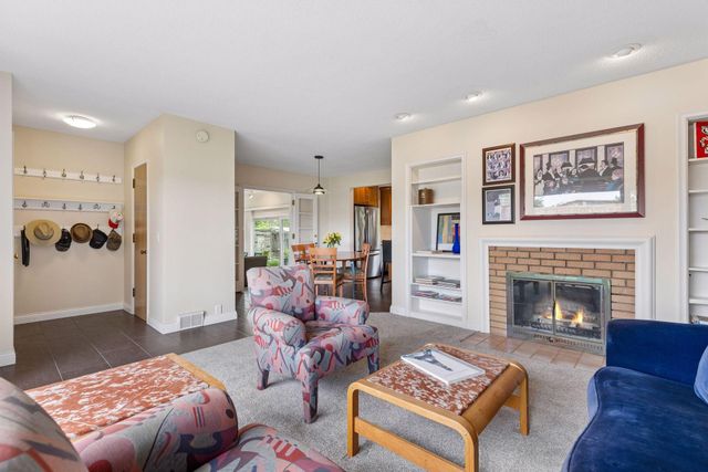 5221 Olson Memorial Hwy Frontage Road, Golden Valley, MN 55422