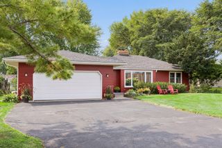 5221 Olson Memorial Hwy Frontage Road, Golden Valley, MN 55422