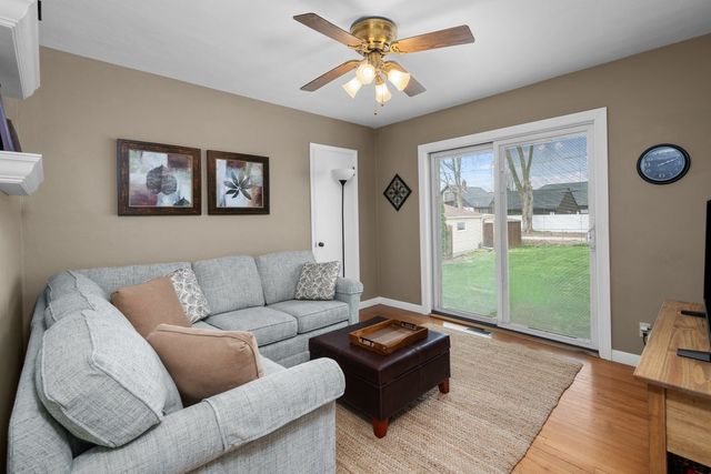 3017 37th Avenue, Rock Island, IL 61201