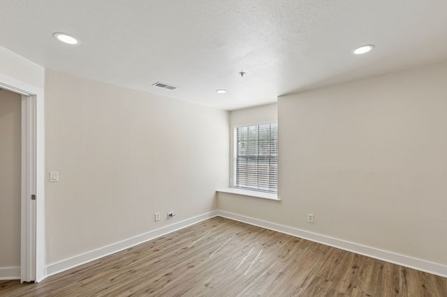 3901 Travis Street 100, Dallas, TX 75204
