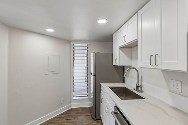 3901 Travis Street 100, Dallas, TX 75204