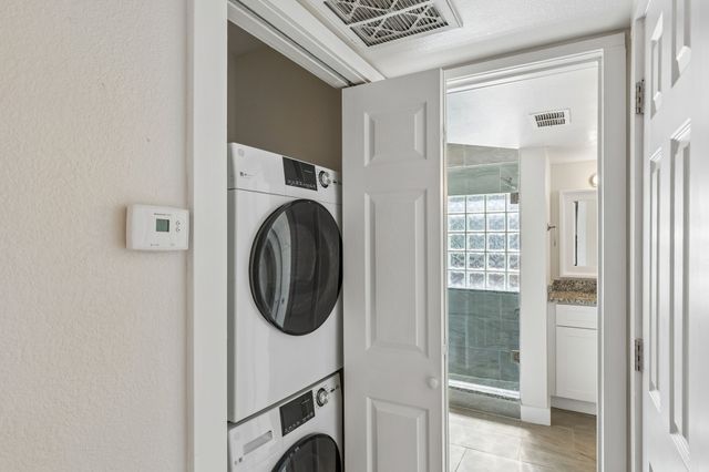3901 Travis Street 100, Dallas, TX 75204