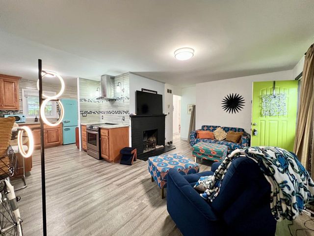 6116 W Oklahoma AVENUE, Milwaukee, WI 53219