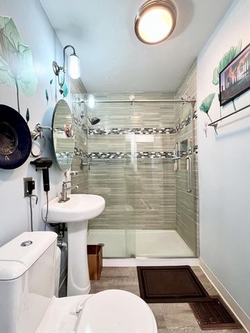 6116 W Oklahoma AVENUE, Milwaukee, WI 53219