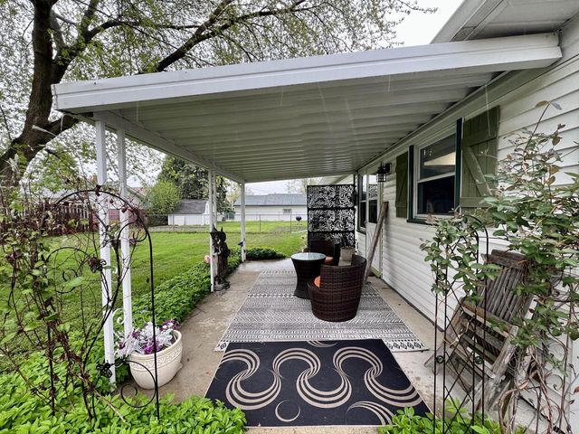 6116 W Oklahoma AVENUE, Milwaukee, WI 53219