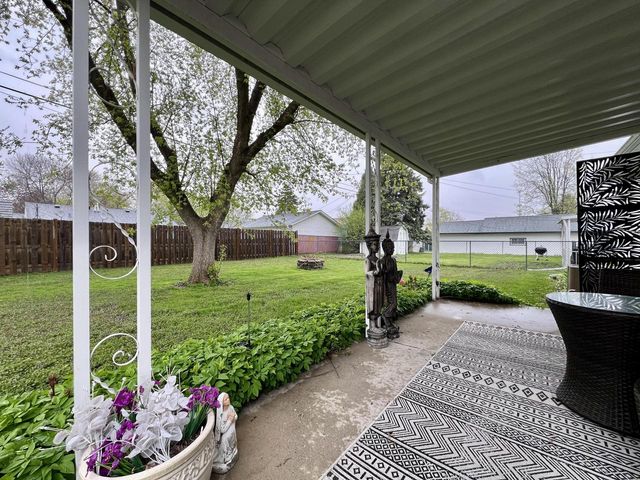6116 W Oklahoma AVENUE, Milwaukee, WI 53219