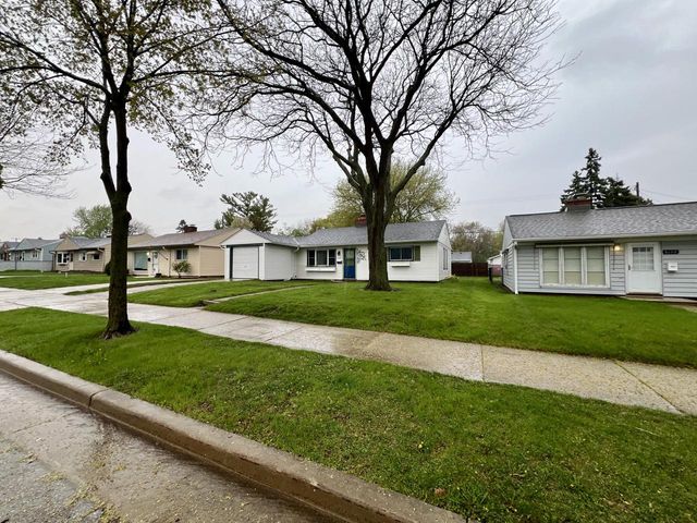 6116 W Oklahoma AVENUE, Milwaukee, WI 53219