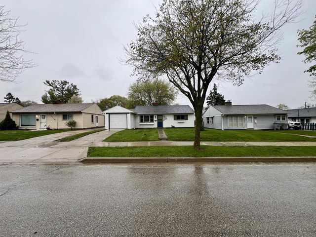 6116 W Oklahoma AVENUE, Milwaukee, WI 53219