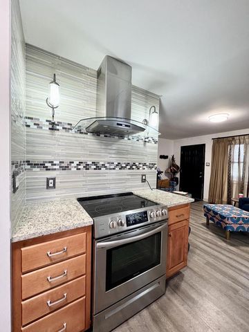 6116 W Oklahoma AVENUE, Milwaukee, WI 53219
