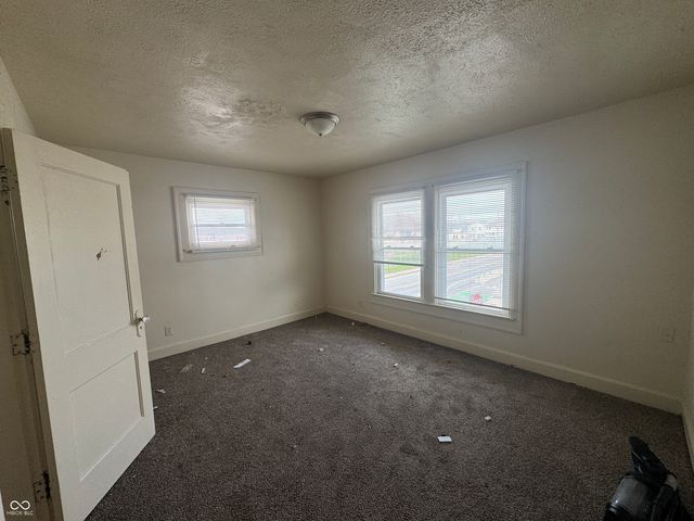 270 E Parkview Avenue, Indianapolis, IN 46201