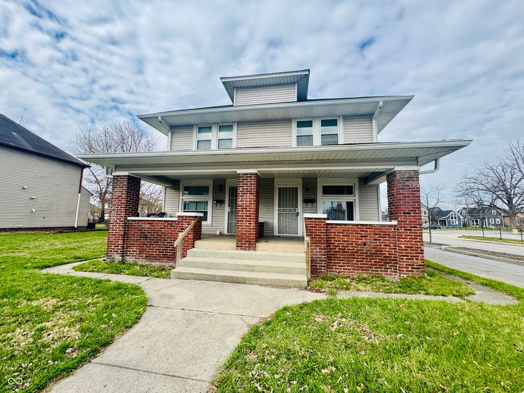 270 E Parkview Avenue, Indianapolis, IN 46201
