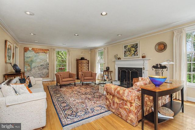 1018 BROOKLANDWOOD RD, Lutherville Timonium, MD 21093