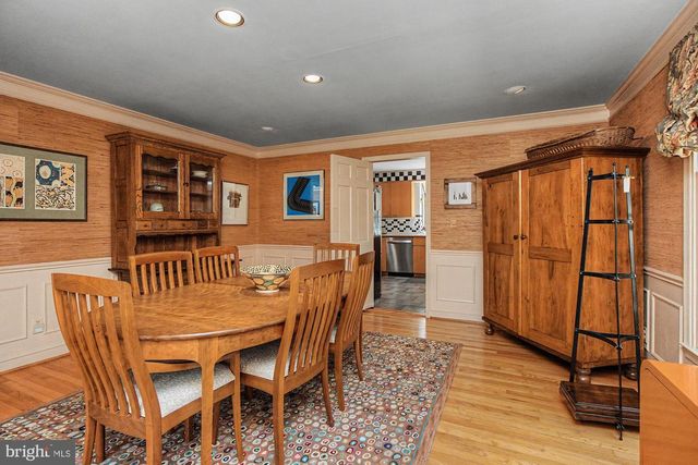 1018 BROOKLANDWOOD RD, Lutherville Timonium, MD 21093