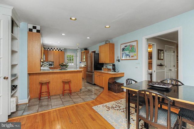 1018 BROOKLANDWOOD RD, Lutherville Timonium, MD 21093